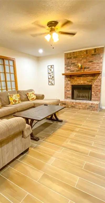4250 Claremont Drive, Grand Prairie TX 75052 - Photo 2