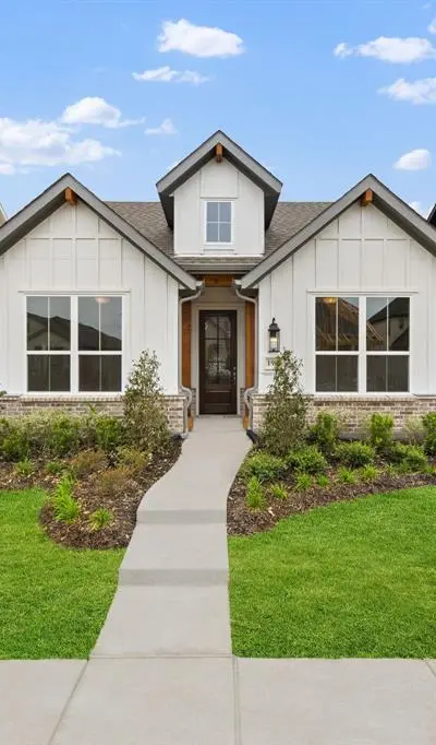 1907 Mitchell Drive, Van Alstyne TX 75495