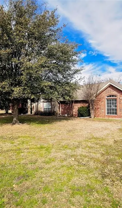 611 Fawn Trail, Tioga TX 76271 - Photo 3