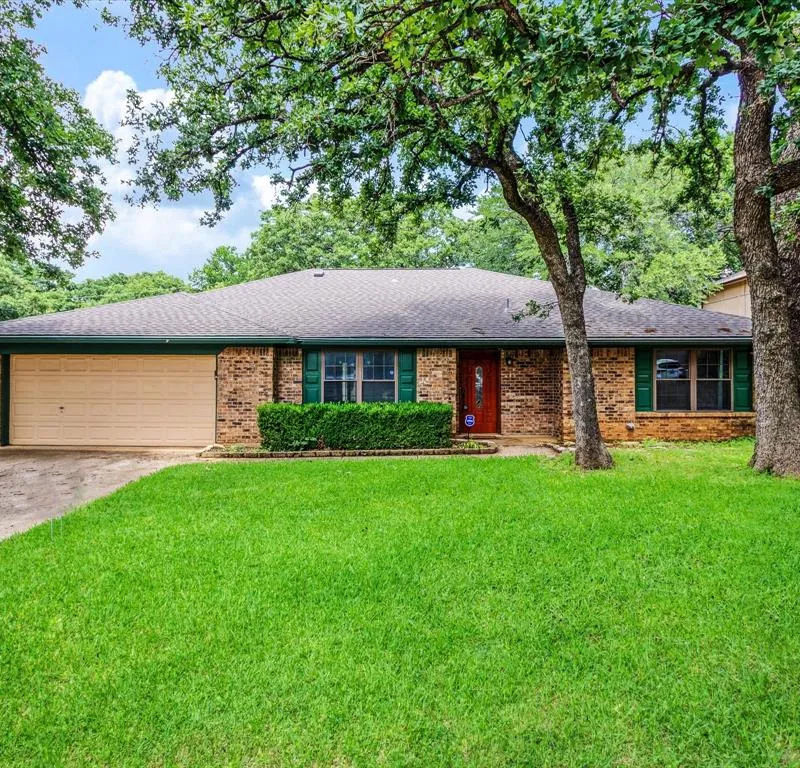 6619 Saddle Ridge Road, Arlington TX 76016