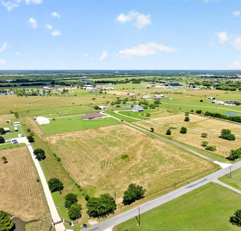 1700 N Munson Road, Royse City TX 75189