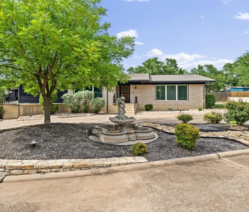 801 NW 7th Avenue, Mineral Wells TX 76067