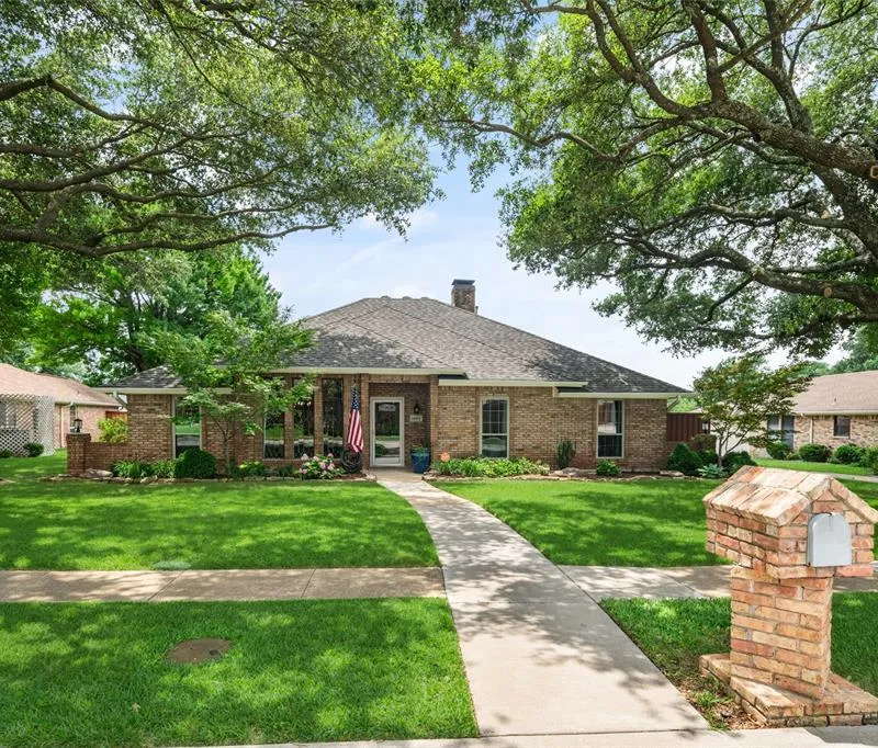 6005 Norfolk Drive, Garland TX 75044