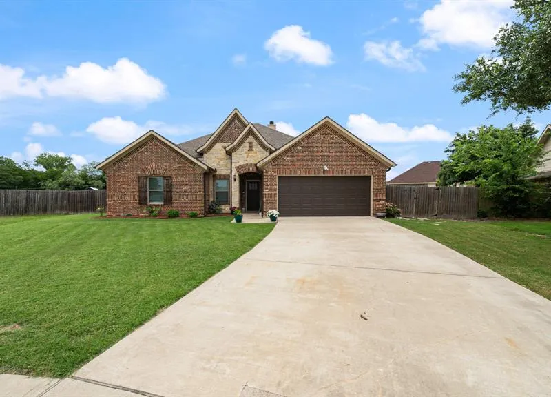 1401 Ridgebriar Drive, Kaufman TX 75142