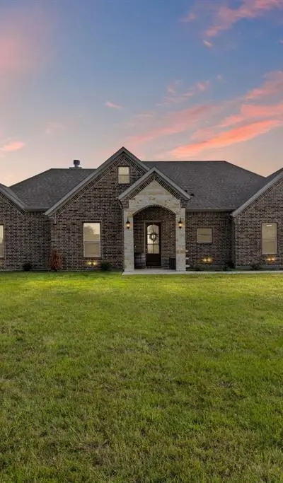 1094 County Road 4850, Leonard TX 75452