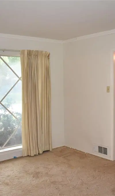 9944 Greenfield Drive, Dallas TX 75238 - Photo 3