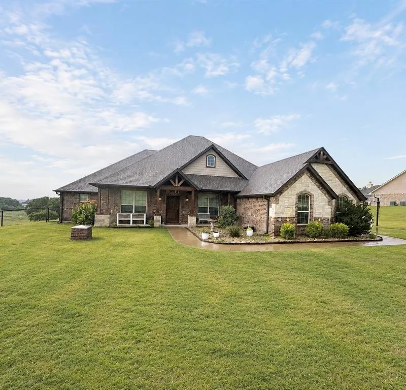 115 Mike Thornton Court, Weatherford TX 76088