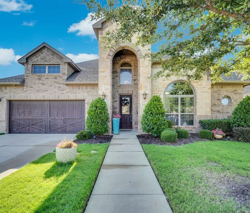 410 Salt Cedar Drive, Midlothian TX 76065
