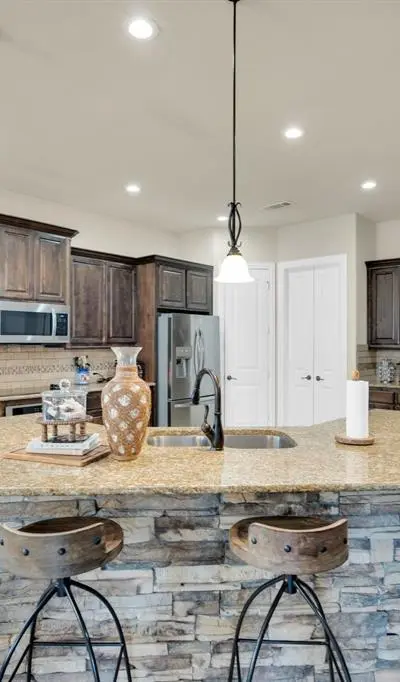 410 Salt Cedar Drive, Midlothian TX 76065 - Photo 3