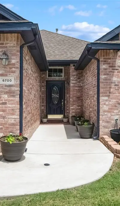 6700 Huntly Drive, Plano TX 75023 - Photo 2