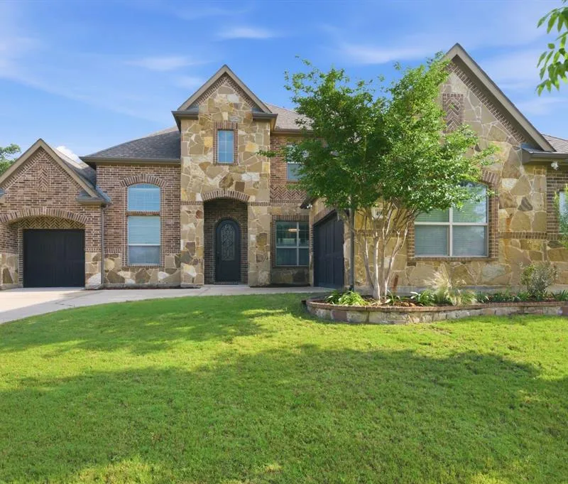 4905 Flusche Court, Fort Worth TX 76244
