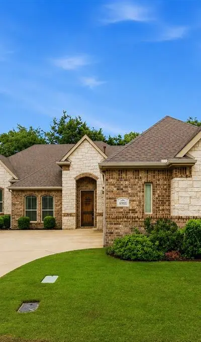 6901 Golf Green Drive, Arlington TX 76001