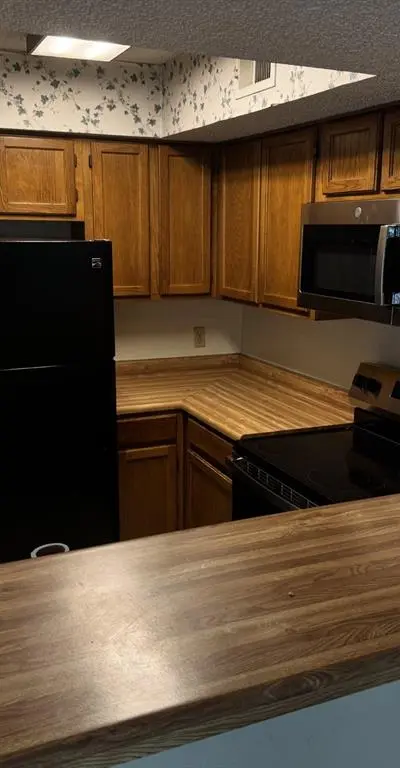 2300 Balsam Drive # G102, Arlington TX 76006