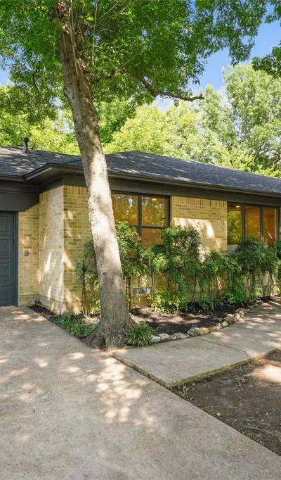 1711 Quadrangle Drive, Dallas TX 75228