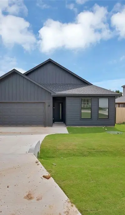 5700 Barkridge Drive, Granbury TX 76048 - Photo 4