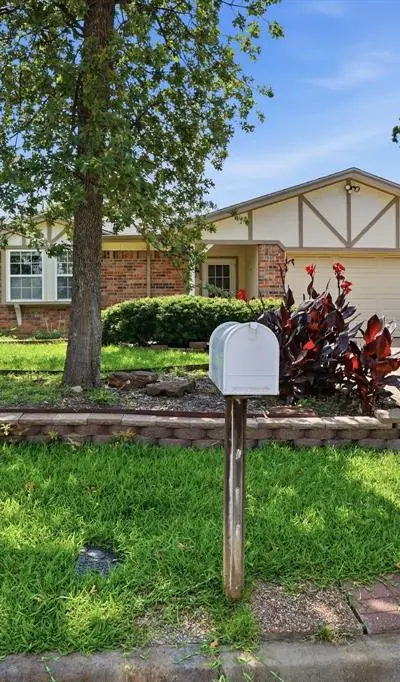 3708 Bordeaux Court, Arlington TX 76016