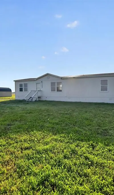 1393 Hackleman Road, Whitesboro TX 76273 - Photo 2