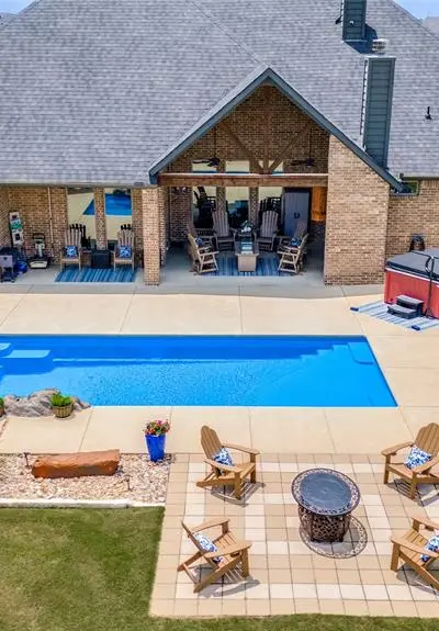 850 Horseshoe Meadows Drive, Waxahachie TX 75167 - Photo 2