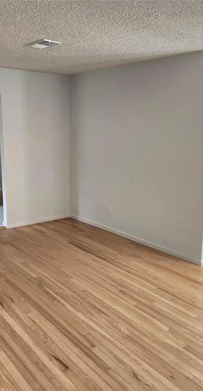 1838 Oak Hill Circle, Dallas TX 75217 - Photo 2