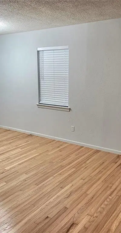 1838 Oak Hill Circle, Dallas TX 75217 - Photo 4