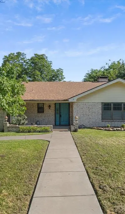 2308 Royal Lane, Greenville TX 75402
