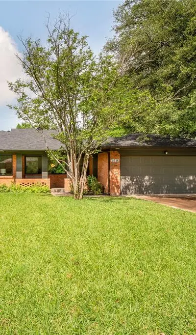 1618 Loree, Dallas TX 75228 - Photo 3