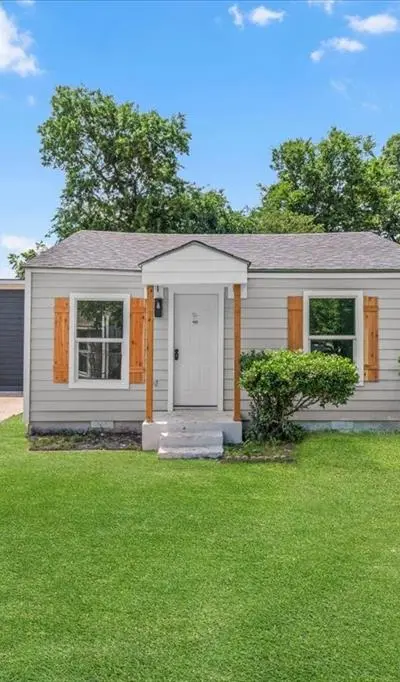 1808 Glenmore Avenue, Fort Worth TX 76102 - Photo 3