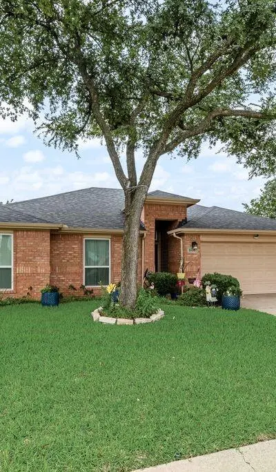 808 Chancellorsville Parkway, Grand Prairie TX 75052