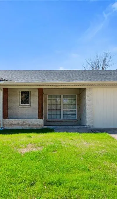 2316 Gilbert Circle, Arlington TX 76010
