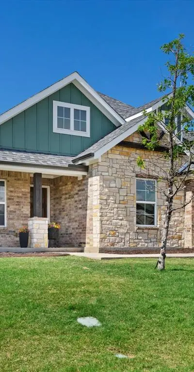 4904 Stratford Place Drive, Sanger TX 76266 - Photo 2