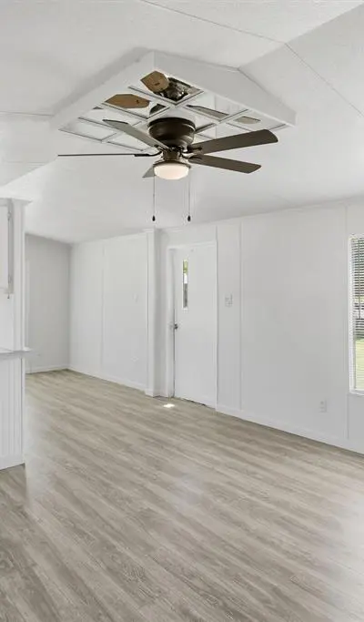 902 Flamingo, Granbury TX 76049 - Photo 4