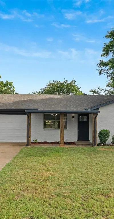 5925 Hanson Drive, Watauga TX 76148