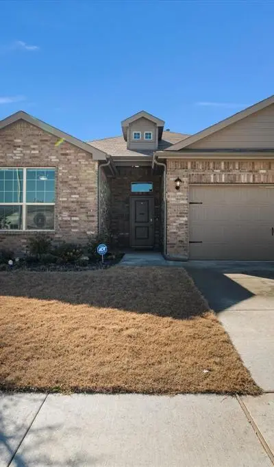 413 drowsy water Trail, Fort Worth TX 76131