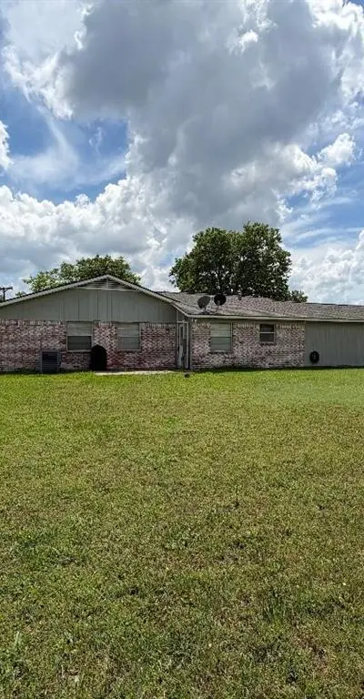 106 Pebble Creek Drive, Red Oak TX 75154 - Photo 2
