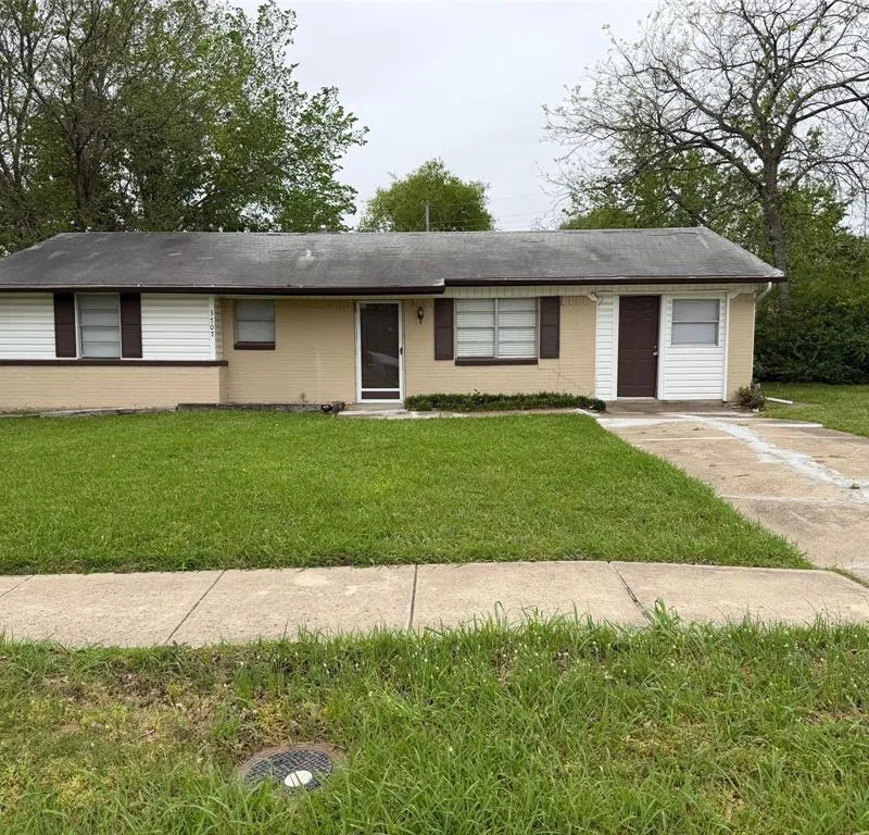 3707 Casa Ridge Drive, Mesquite TX 75150