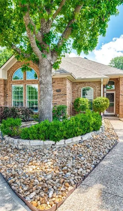 18916 Misthaven Place, Dallas TX 75287 - Photo 2