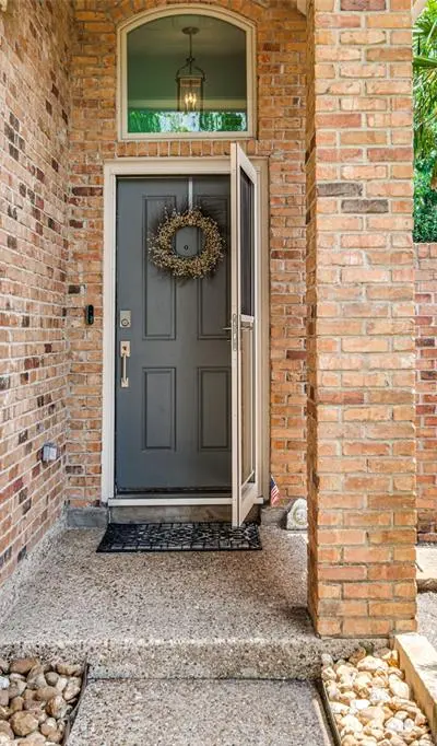 18916 Misthaven Place, Dallas TX 75287 - Photo 3