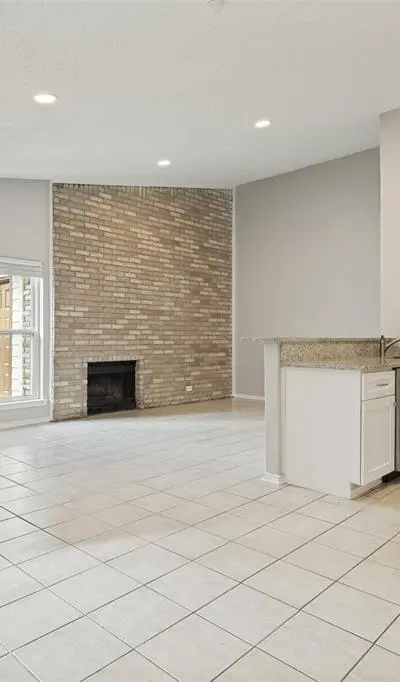 3219 Green Ridge Street, Fort Worth TX 76133 - Photo 5