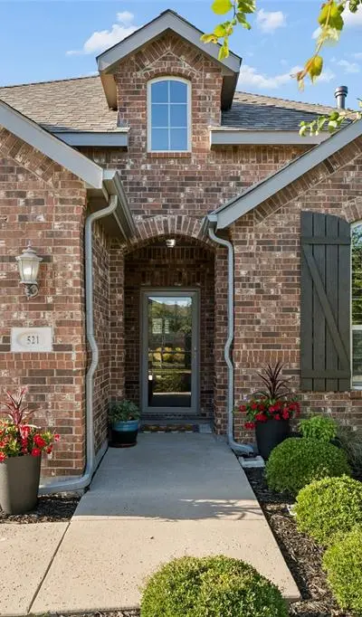 521 Overton Avenue, Celina TX 75009