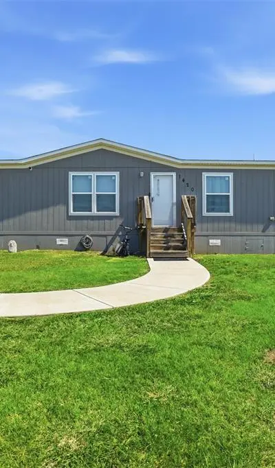 1420 Smooth Stone Drive, Cleburne TX 76033 - Photo 2