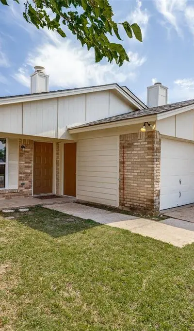 3217 Green Ridge Street, Fort Worth TX 76133