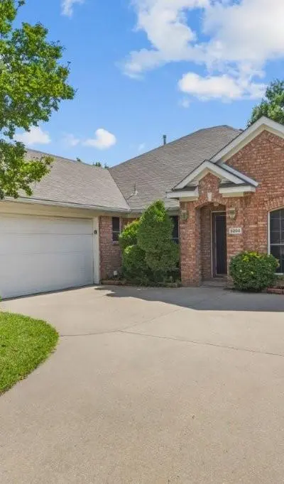 5208 Springflower Drive, Frisco TX 75035