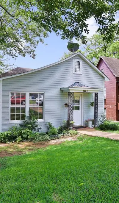1322 W Chestnut Street, Denison TX 75020 - Photo 4
