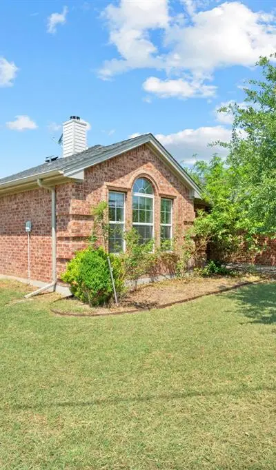 4000 View Point Drive, Granbury TX 76048 - Photo 2