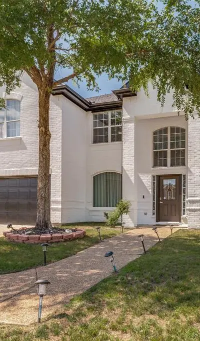 230 Longhorn Trail, Grand Prairie TX 75052