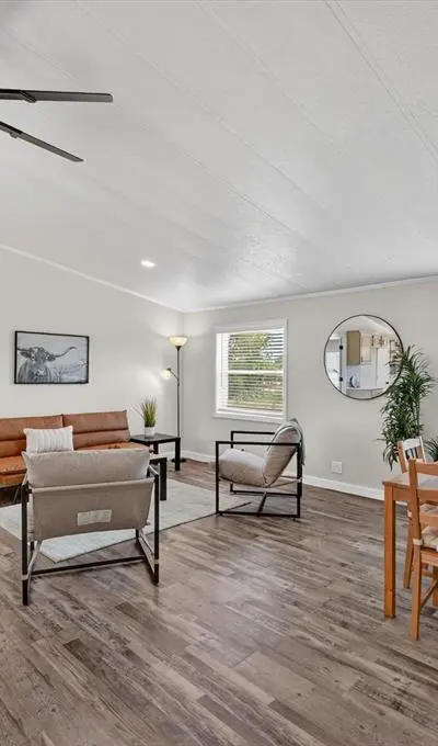 704 Spring Miller Court, Arlington TX 76002 - Photo 4