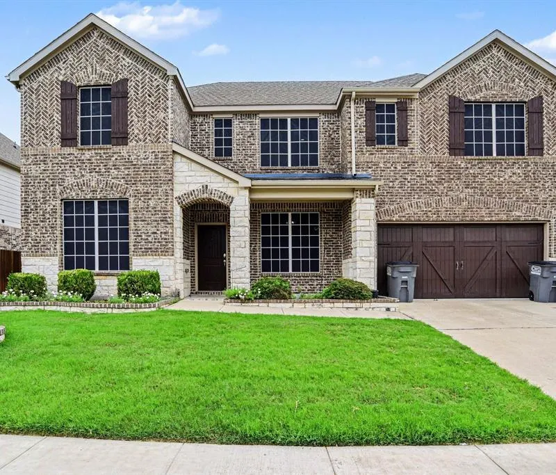2402 Ray Roberts Drive, Wylie TX 75098