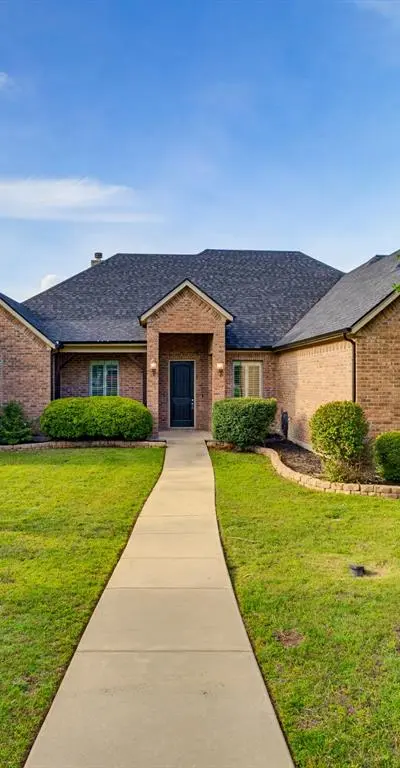 208 William Allen Lane, Decatur TX 76234