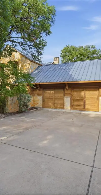 151 Trinity Bluffs Road, Aledo TX 76008 - Photo 5