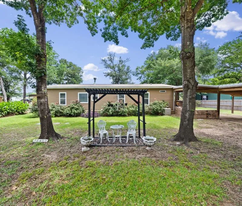 18390 Pine Drive, Eustace TX 75124